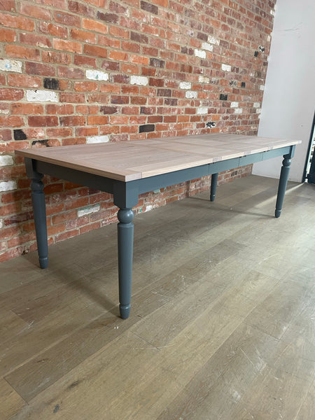 Suffolk 4-8 Seater Extending Dining Table- Smoke