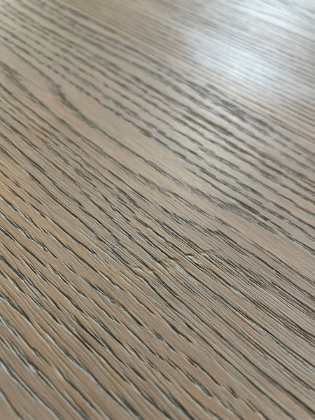 Balmoral 6 Seater Round Dining Table, Seasoned Oak