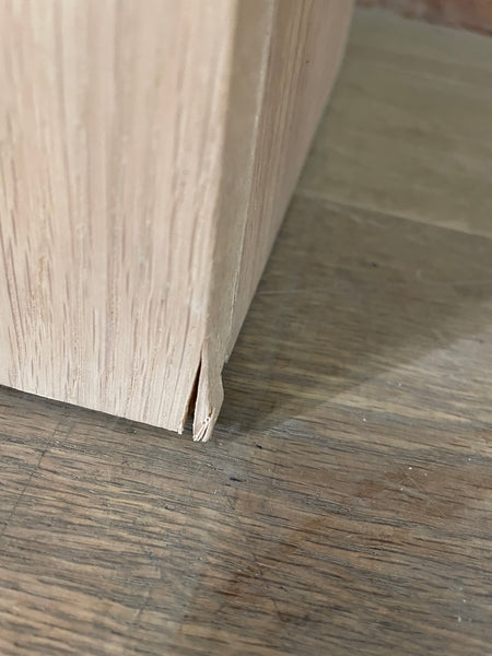 Henley 5ft Glazed Oak Dresser Top - Missing All Internal Shelves
