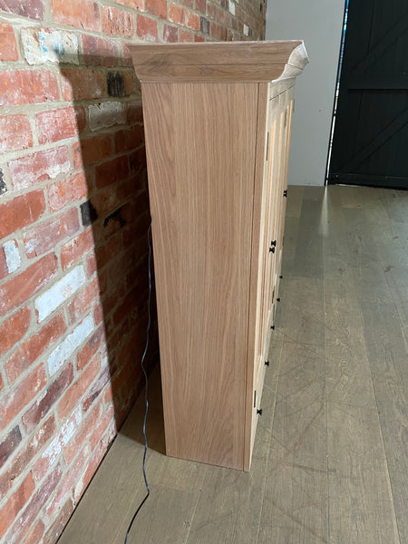 Henley 5ft Glazed Oak Dresser Top - Missing All Internal Shelves