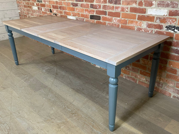 Suffolk 4-8 Seater Extending Dining Table- Smoke
