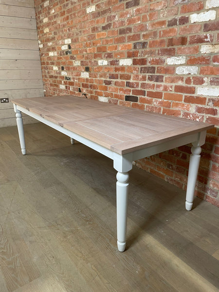 Suffolk 4-8 Seater Extending Dining Table- Silver Birch