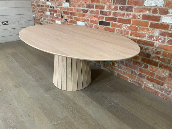 Stratford 6 Seater Elliptical Dining Table- Natural Oak