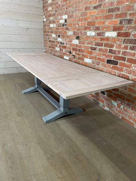 Harrogate 6-10 Seater Dining Table- Fog