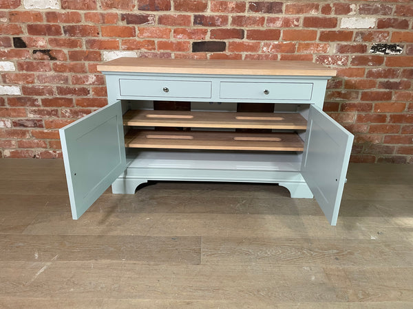 Henley 4ft AV Cabinet - Moss Exterior, Powder Blue Interior