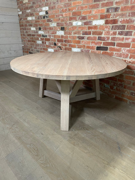 Arundel 6 Seater Round Dining Table, Natural Oak