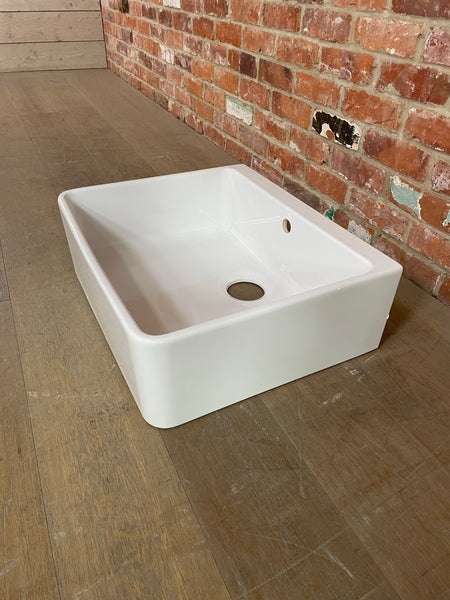 Villeroy & Boch Ceramic Sink Single Bowl- No Wastes