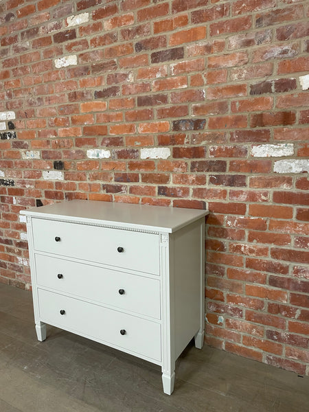 Larsson Chest of Drawers - Old Chalk