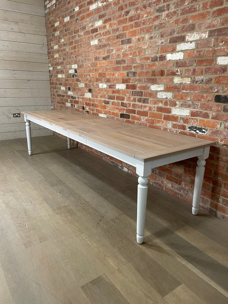 Suffolk 6-10 Seater Extending Dining Table- Silver Birch