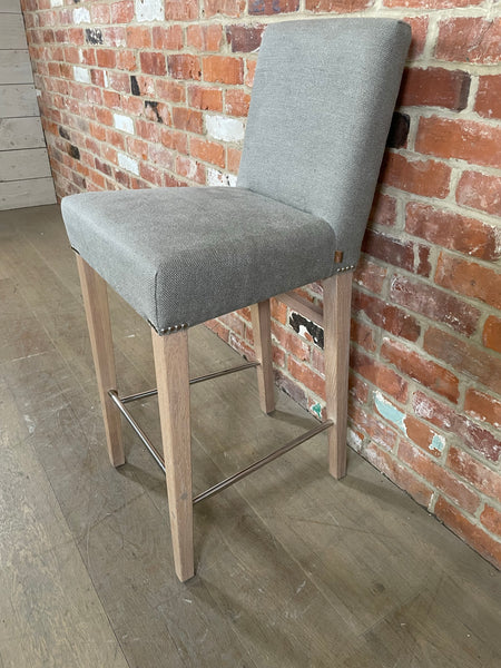Shoreditch High Back Bar Stool - Heav LinSpelt-Pale Oak Legs