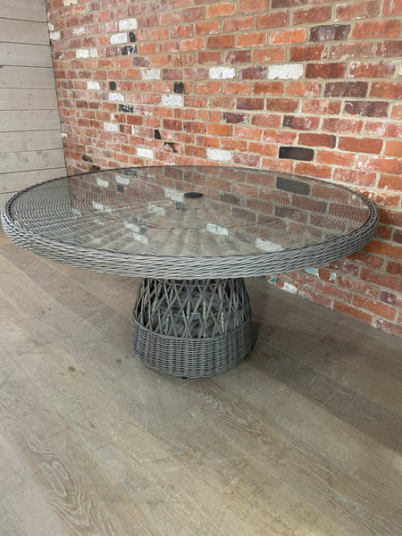 Harrington 4 Seater Round Table