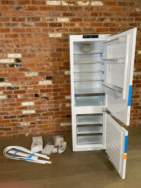 Miele Built-in fridge-freezer combination 60/40- KFN7734C-12336440