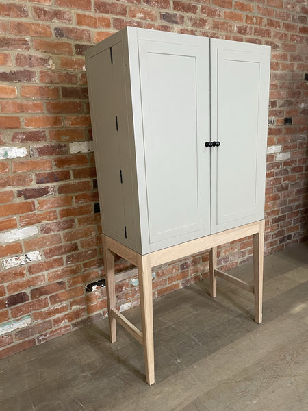 Ardingly Cabinet - Honed Slate