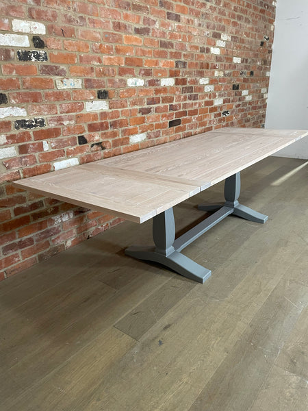 Harrogate 6-10 Seater Dining Table- Fog