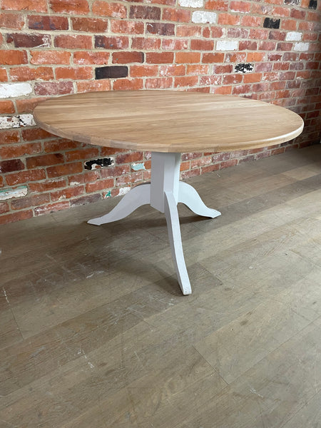 Chichester 6 Seater Round Dining Table- Shingle