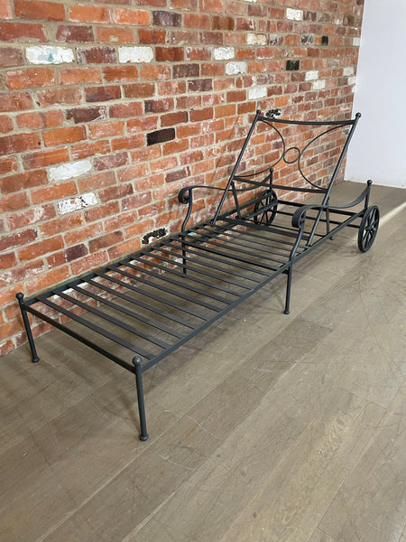 Cheltenham Sunlounger- No Cushion