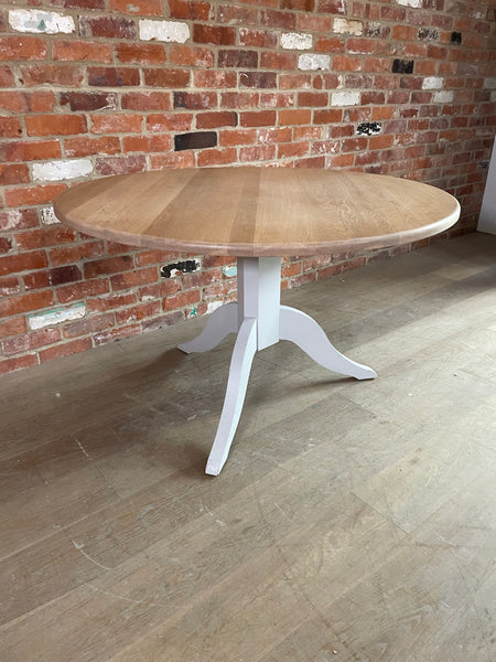 Chichester 6 Seater Round Dining Table- Shingle