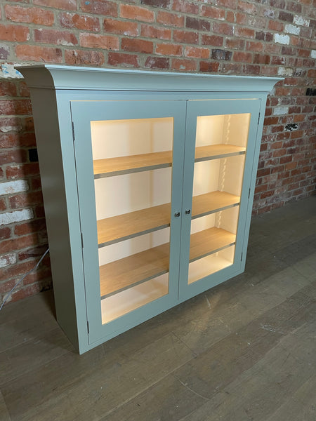 Suffolk 4ft Contemporary Glazed Dresser Top - French Grey Exterior, Salt Interior