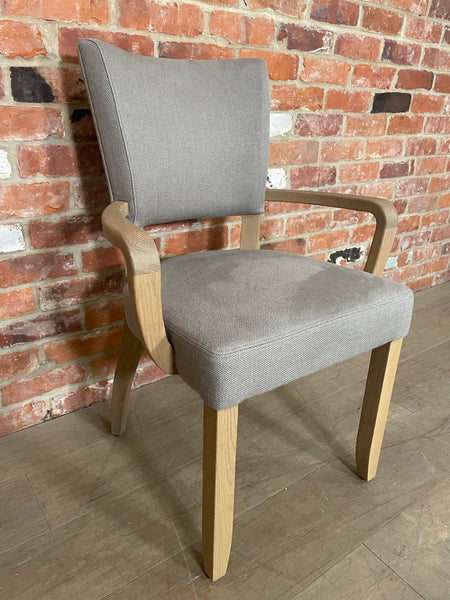 Mowbray Carver Chair - Hugo Spelt - Vintage Oak