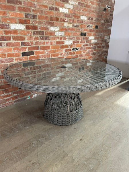 Harrington 4 Seater Round Table