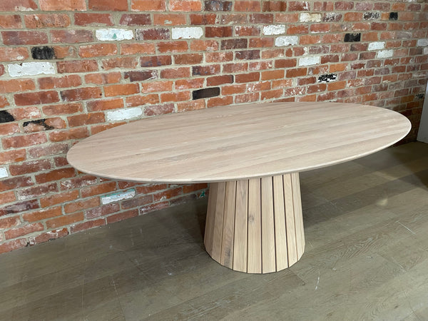 Stratford 6 Seater Elliptical Dining Table- Natural Oak