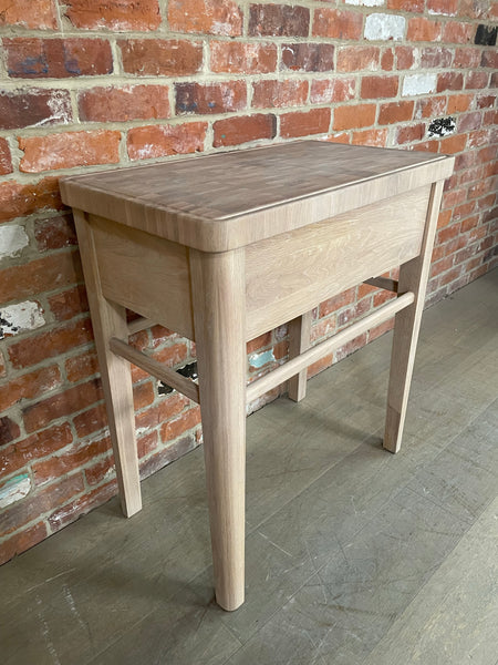 Borough Freestanding Chopping Block - Natural Oak