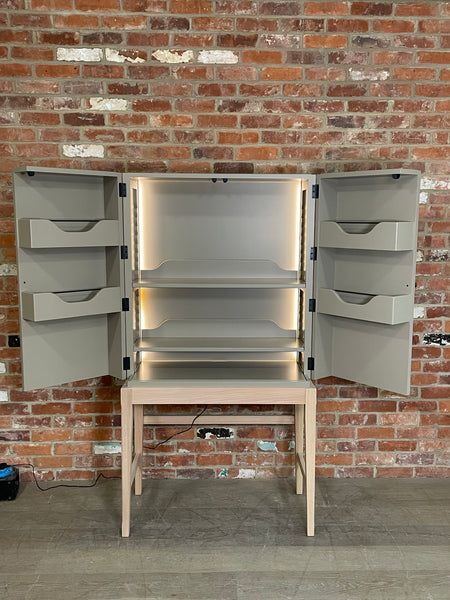 Ardingly Cabinet - Lead Light