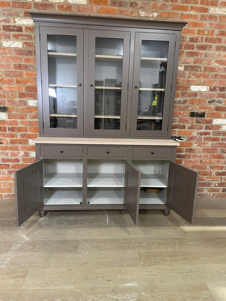Suffolk 5ft Contemporary Glazed Dresser - Saddle