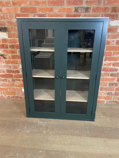 Suffolk 920 Countertop Double Door Glazed Cabinet -Constable Green