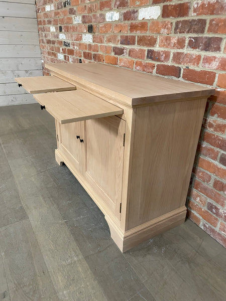 Henley 4ft Oak Sideboard