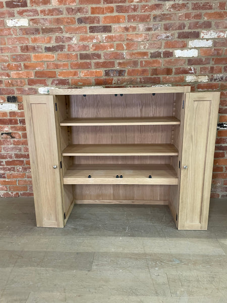 Henley 1120 Bi-fold countertop cabinet