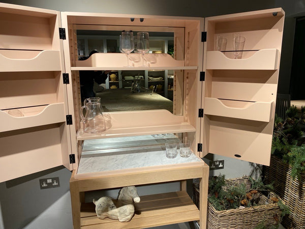 Ardingly Cabinet in Potters Pink with Lower Shelf, Marble and Mirror