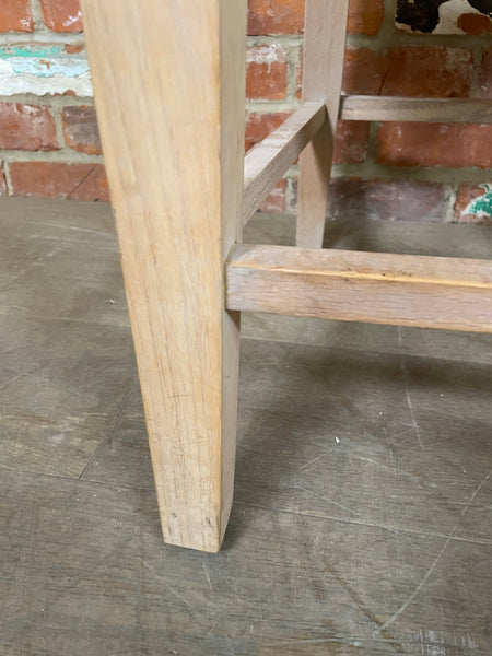 Suffolk Chair - Seasoned Oak