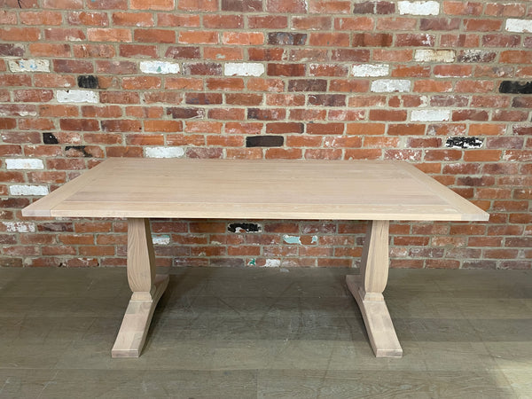 Harrogate 6 Seater Dining Table - Natural Oak