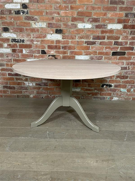 Moreton 4 Seater Round Dining Table, Lead Light