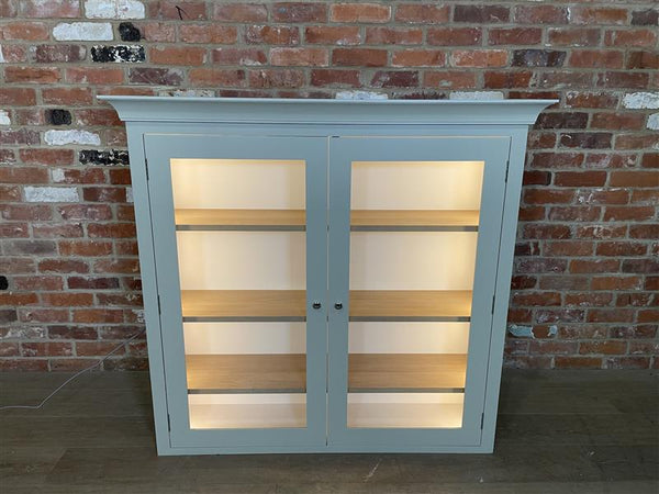 Suffolk 4ft Contemporary Glazed Dresser Top - French Grey Exterior, Salt Interior