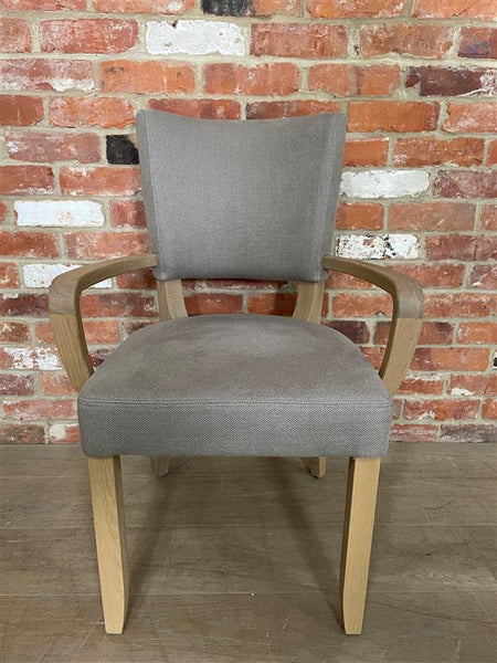 Mowbray Carver Chair - Hugo Spelt - Vintage Oak