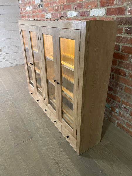 Henley 5ft Glazed Oak Dresser Top - Missing Cornice
