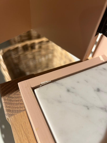 Ardingly Cabinet in Potters Pink with Lower Shelf, Marble and Mirror