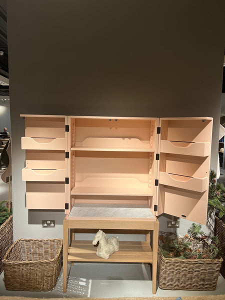 Ardingly Cabinet in Potters Pink with Lower Shelf, Marble and Mirror