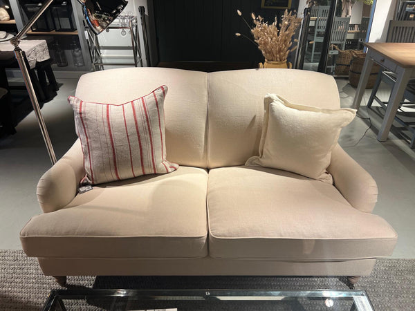 Olivia Sofa Medium - Hugo Pale Oat - Pale Oak Legs