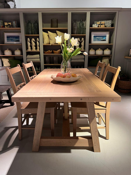 Arundel 6 Seater Dining Table, Natural Oak