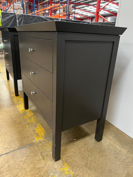 Aldwych Chest of Drawers - Walnut