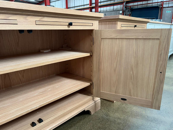 Henley 4ft Oak Sideboard