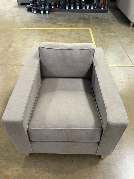 Shoreditch Armchair - Heavyweight Linen Millet - Vintage Oak Legs